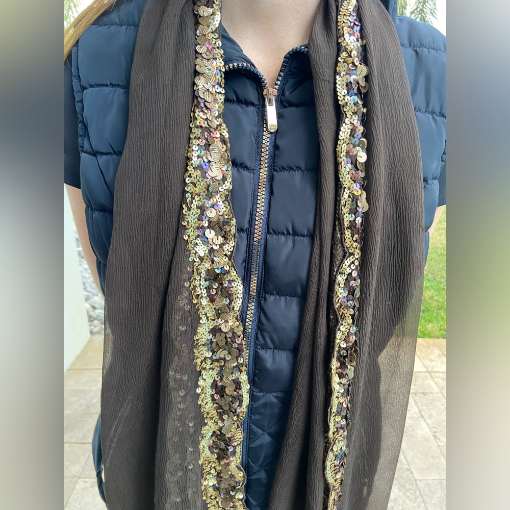 Oscar de la Renta 100% silk shawl, scarf wrap, beaded, made in India dark brown - Picture 13 of 16